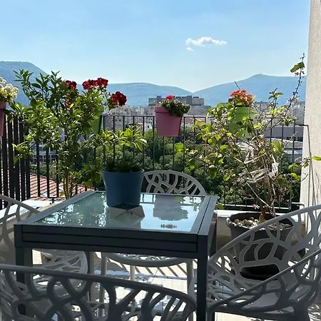 River 503 アパート モスタル