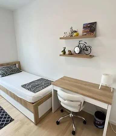 River 503 Apartment *